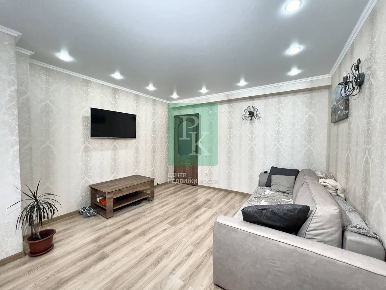 3-комн. квартира 76 м², Гагаринский район, Севастополь