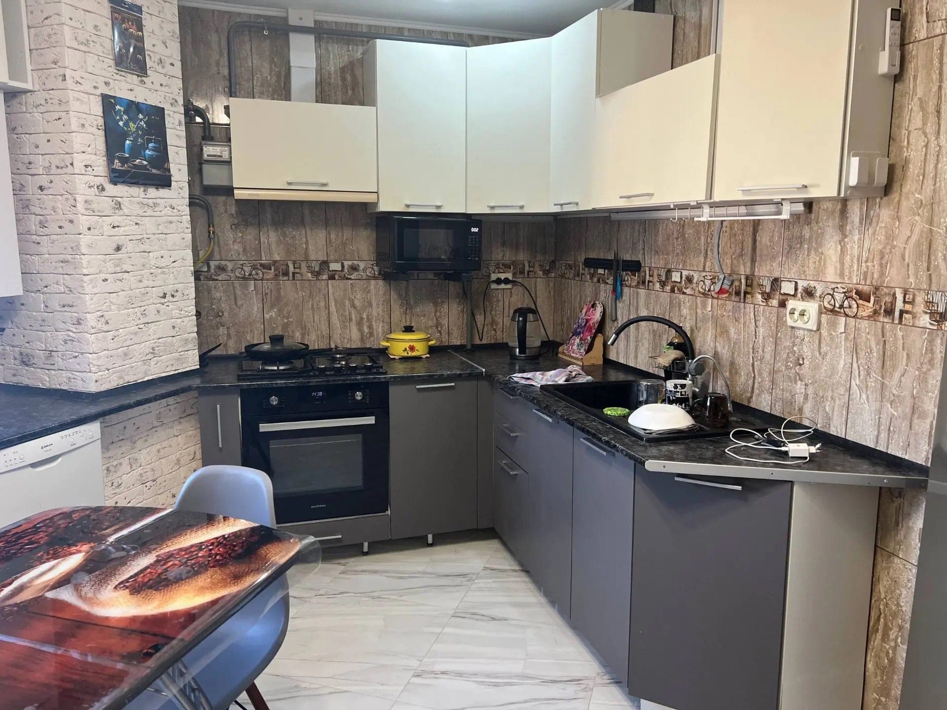 2-комн. квартира 64,7 м², Севастополь