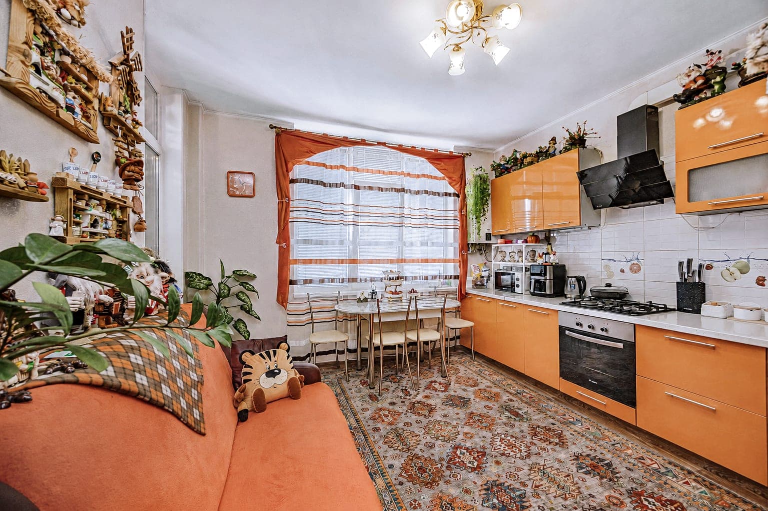 2-комн. квартира 96 м², Нахимовский район, Севастополь