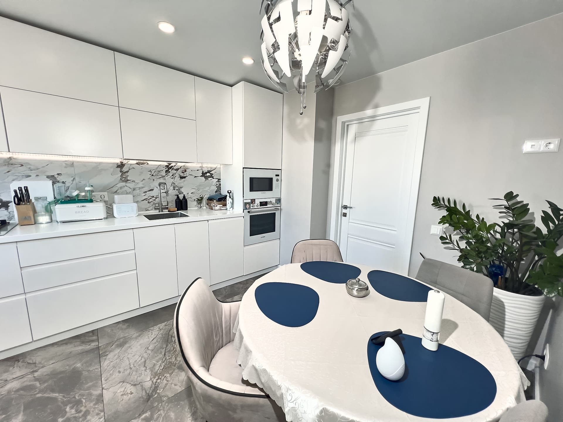 2-комн. квартира 60,4 м², Гагаринский район, Севастополь