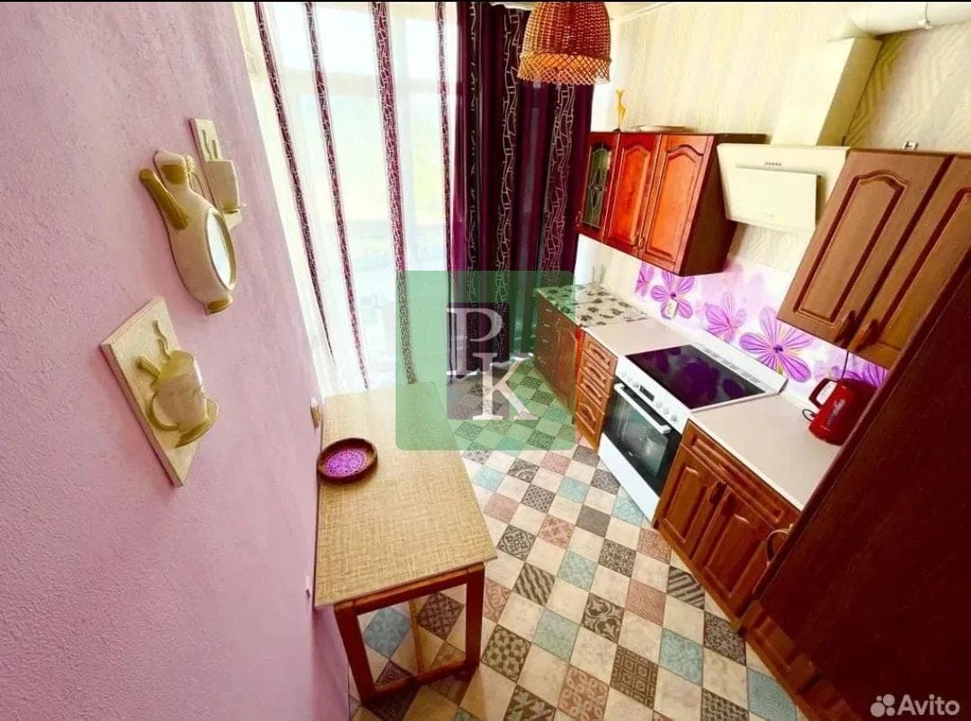 2-комн. квартира 50 м², Гагаринский район, Севастополь