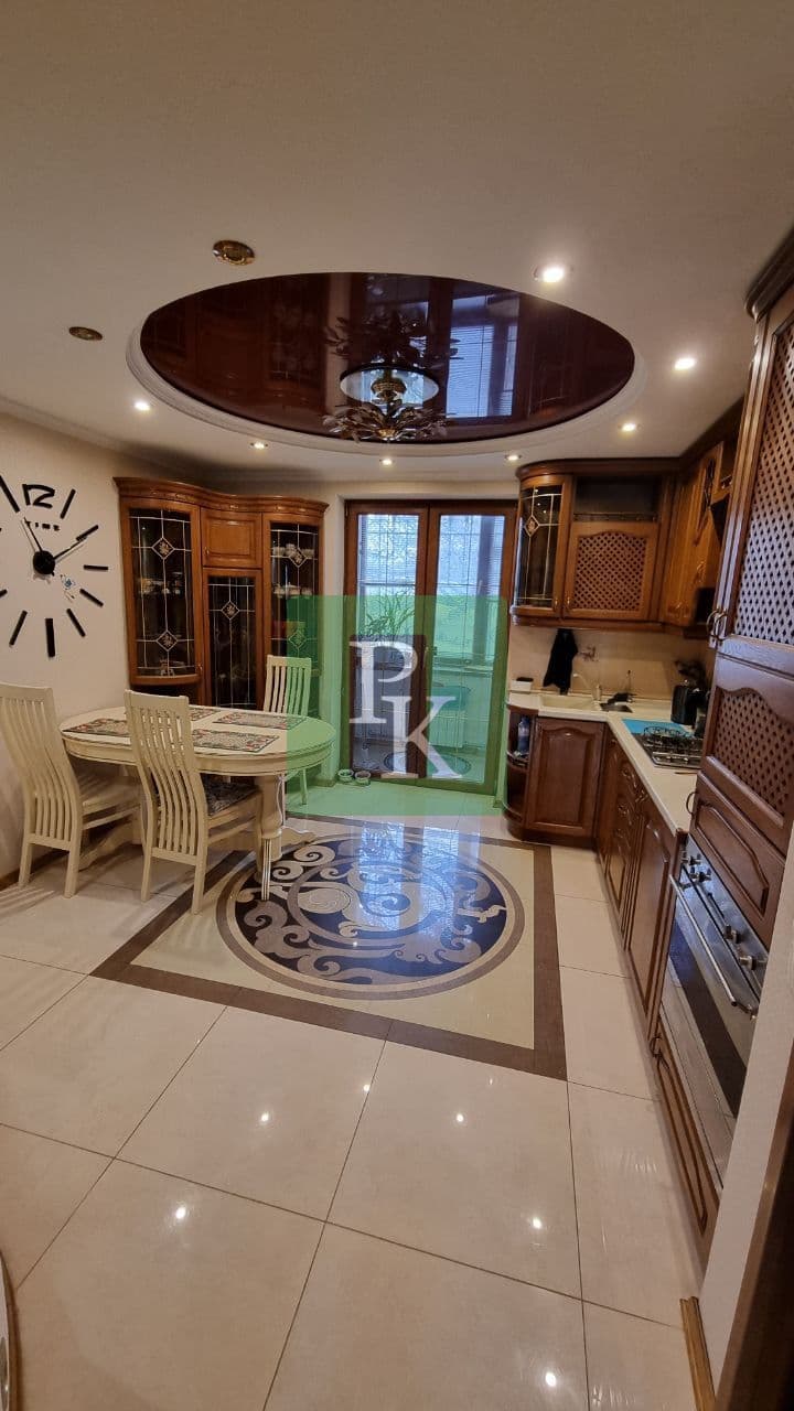 4-комн. квартира 116 м², Ленинский район, Севастополь