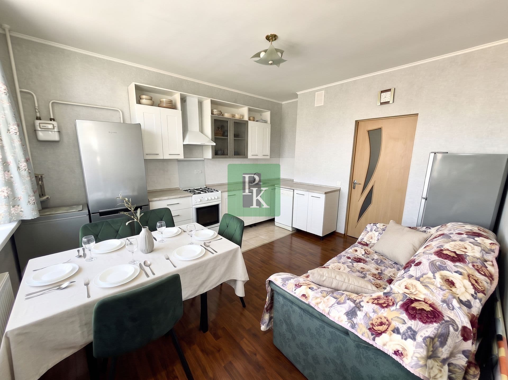 2-комн. квартира 83 м², Нахимовский район, Севастополь