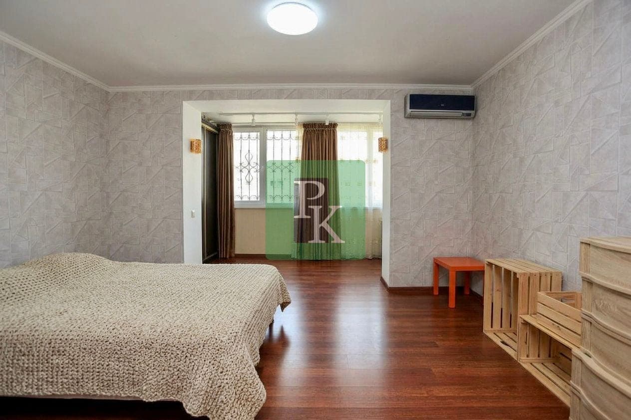 2-комн. квартира 71,3 м², Гагаринский район, Севастополь