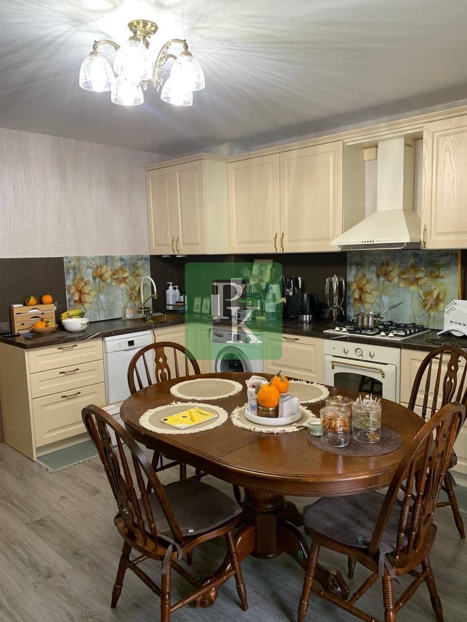 2-комн. квартира 62,5 м², Нахимовский район, Севастополь