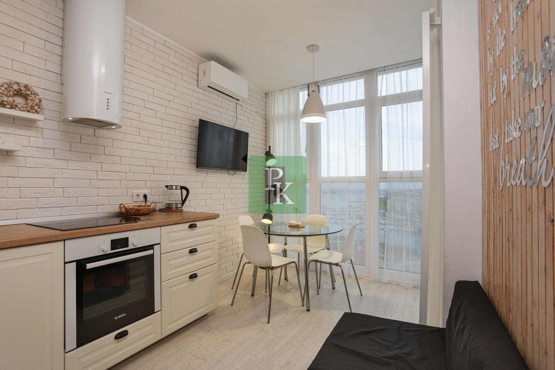 2-комн. квартира 53 м², Гагаринский район, Севастополь