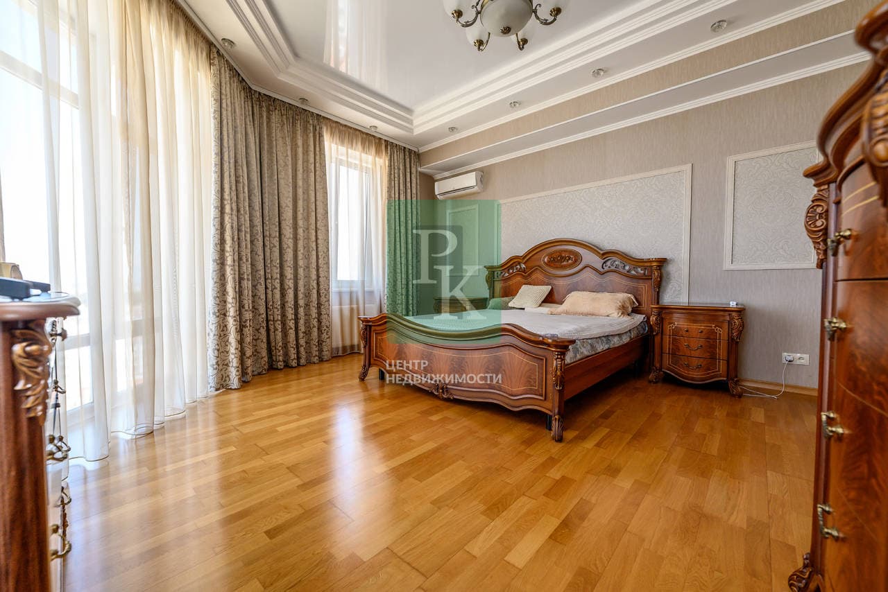 3-комн. квартира 115 м², Гагаринский район, Севастополь