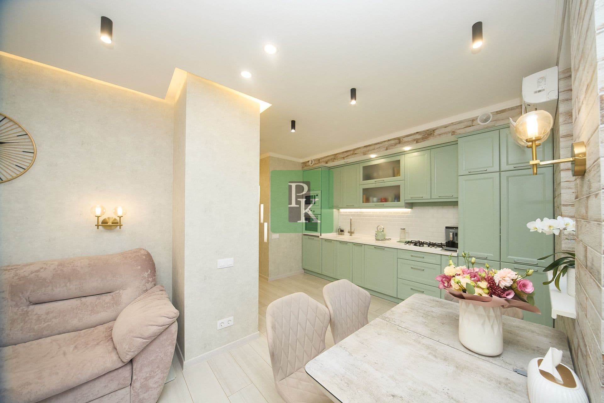 3-комн. квартира 79 м², Ленинский район, Севастополь