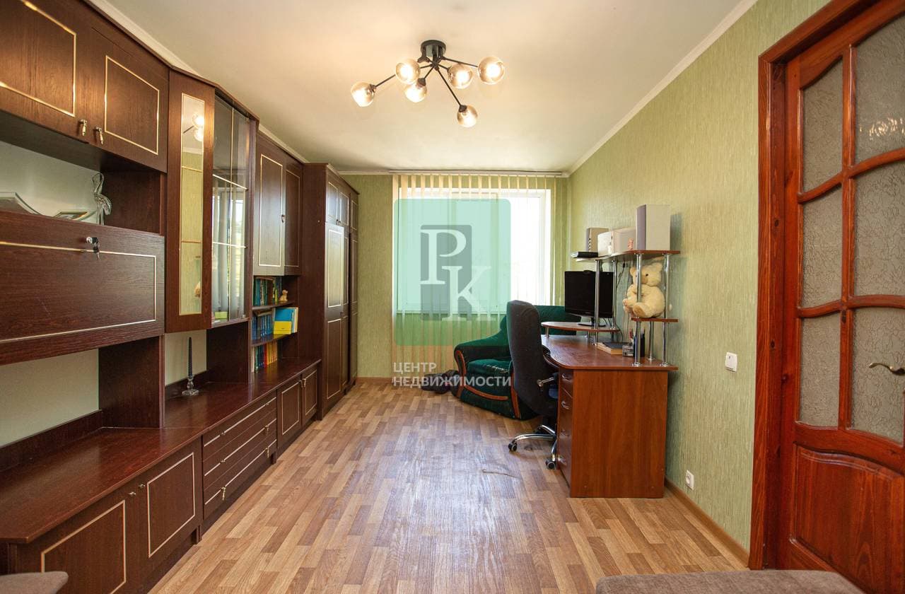 3-комн. квартира 81,2 м², Севастополь