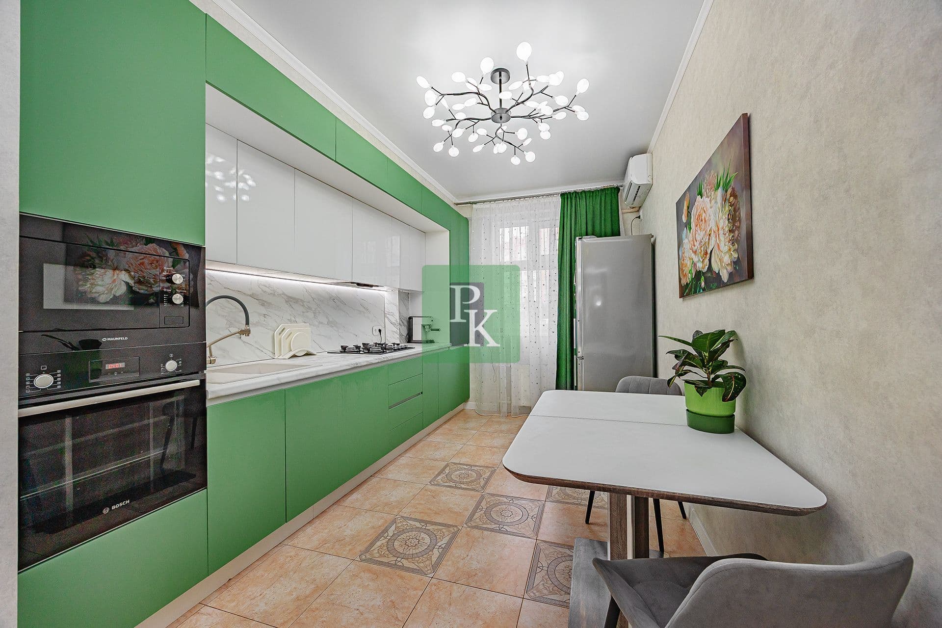 2-комн. квартира 68 м², Гагаринский район, Севастополь