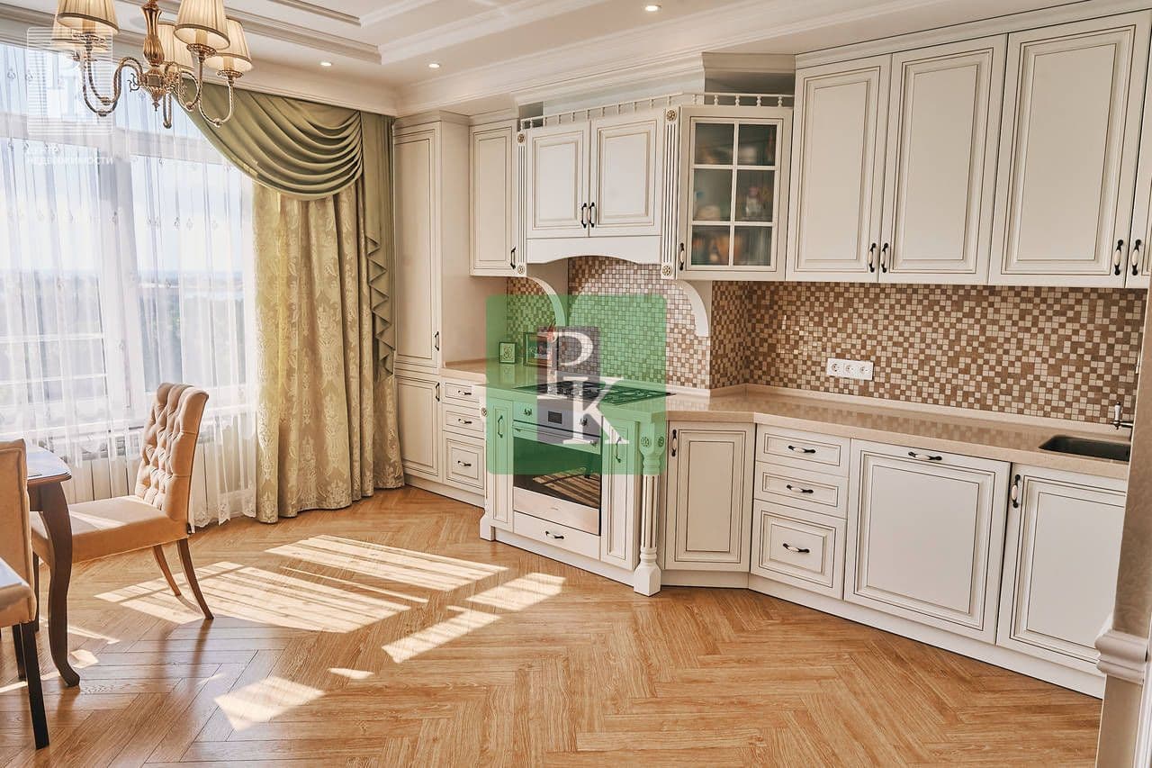 4-комн. квартира 134 м², Гагаринский район, Севастополь