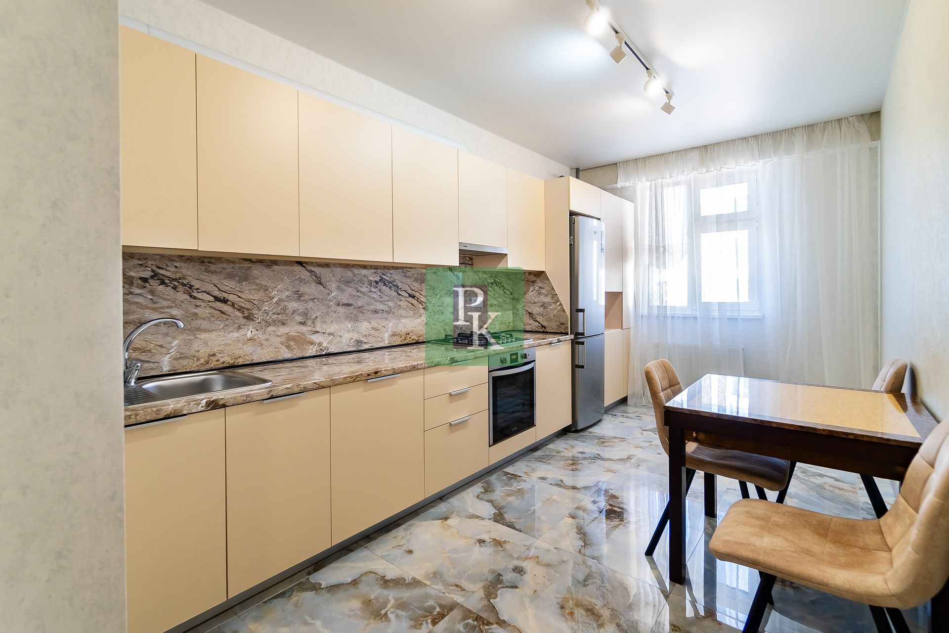 2-комн. квартира, 56.9 м²