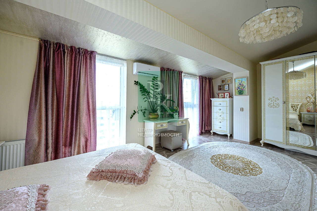 3-комн. квартира, 105.6 м²