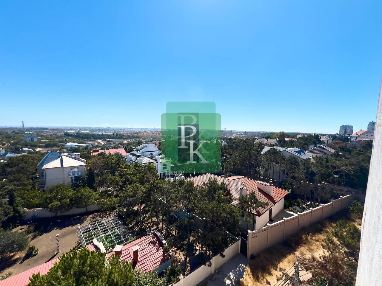 3-комн. квартира, 168 м²