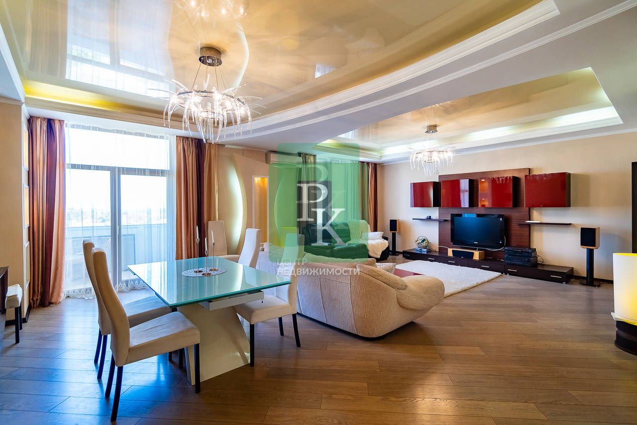3-комн. квартира, 142.1 м²